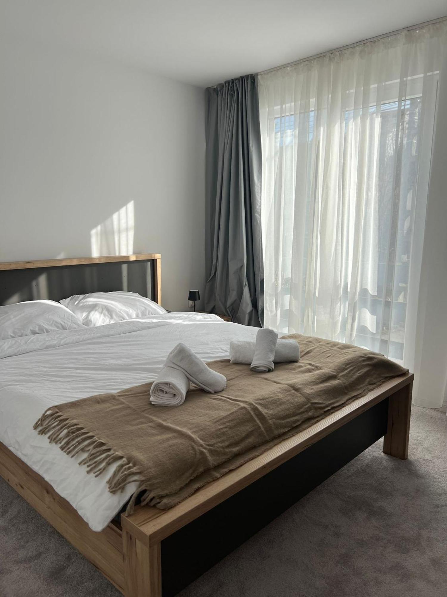 Lala Home ออราแด ภายนอก รูปภาพ